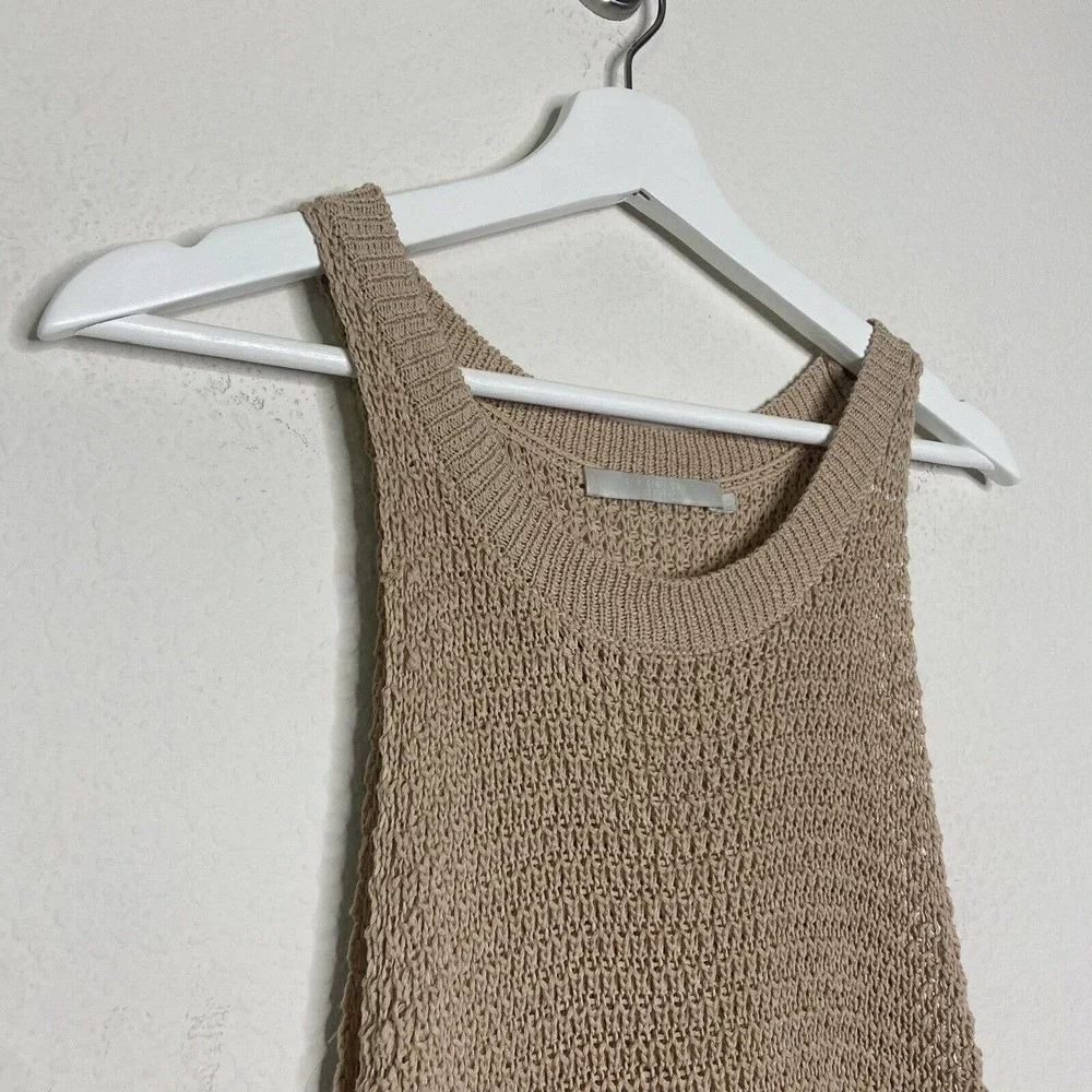 One Grey Day Sleeveless Asymmetric Hem Crochet Tunic Sweater L